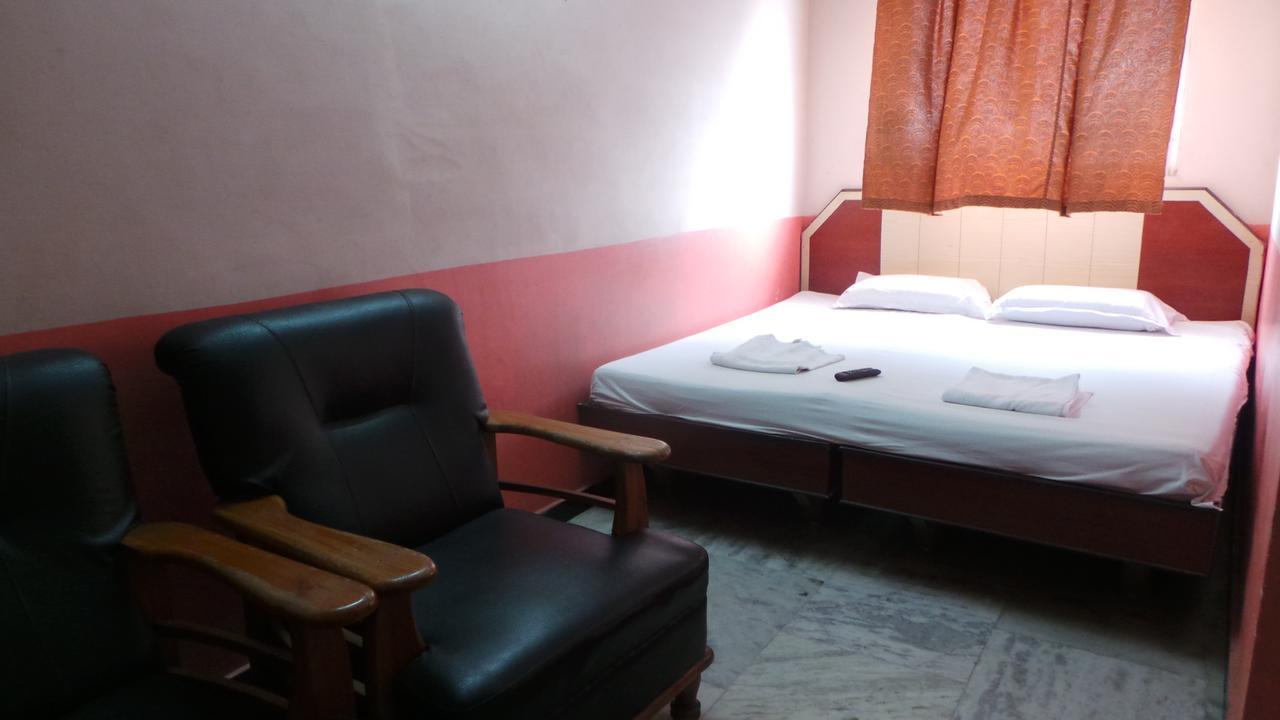 M.P.M. Guest House Puducherry Exterior foto