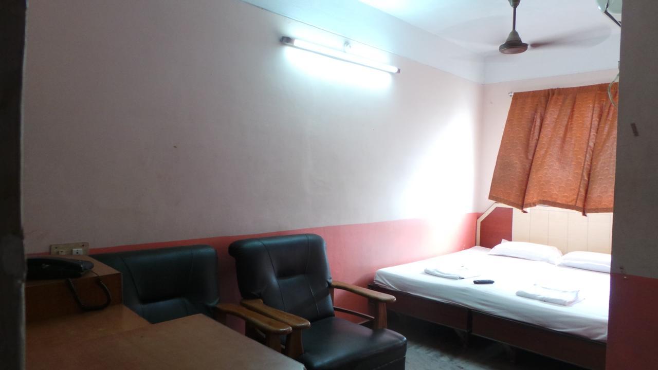 M.P.M. Guest House Puducherry Exterior foto